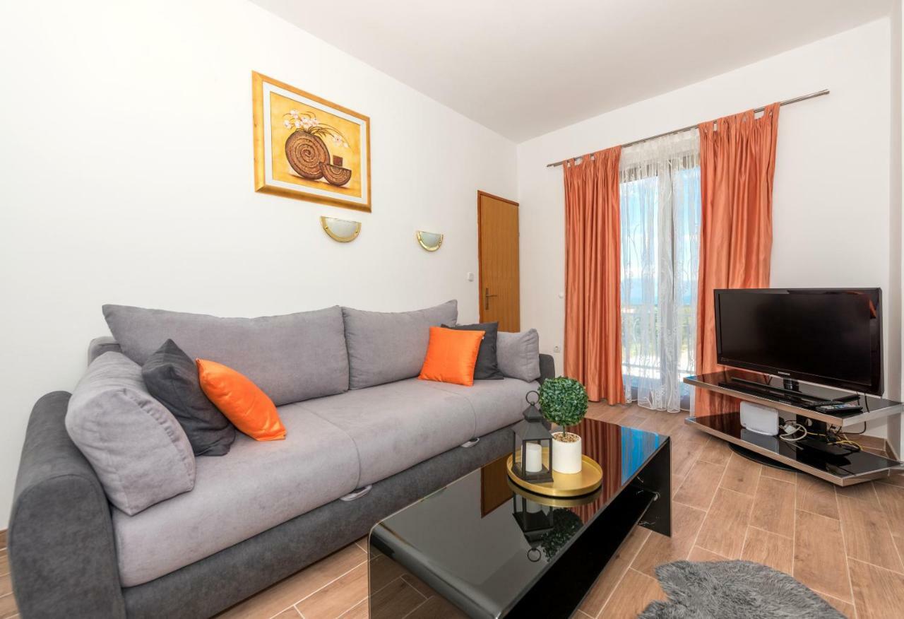 Apartmani Zara & Maris Gradac  Kültér fotó
