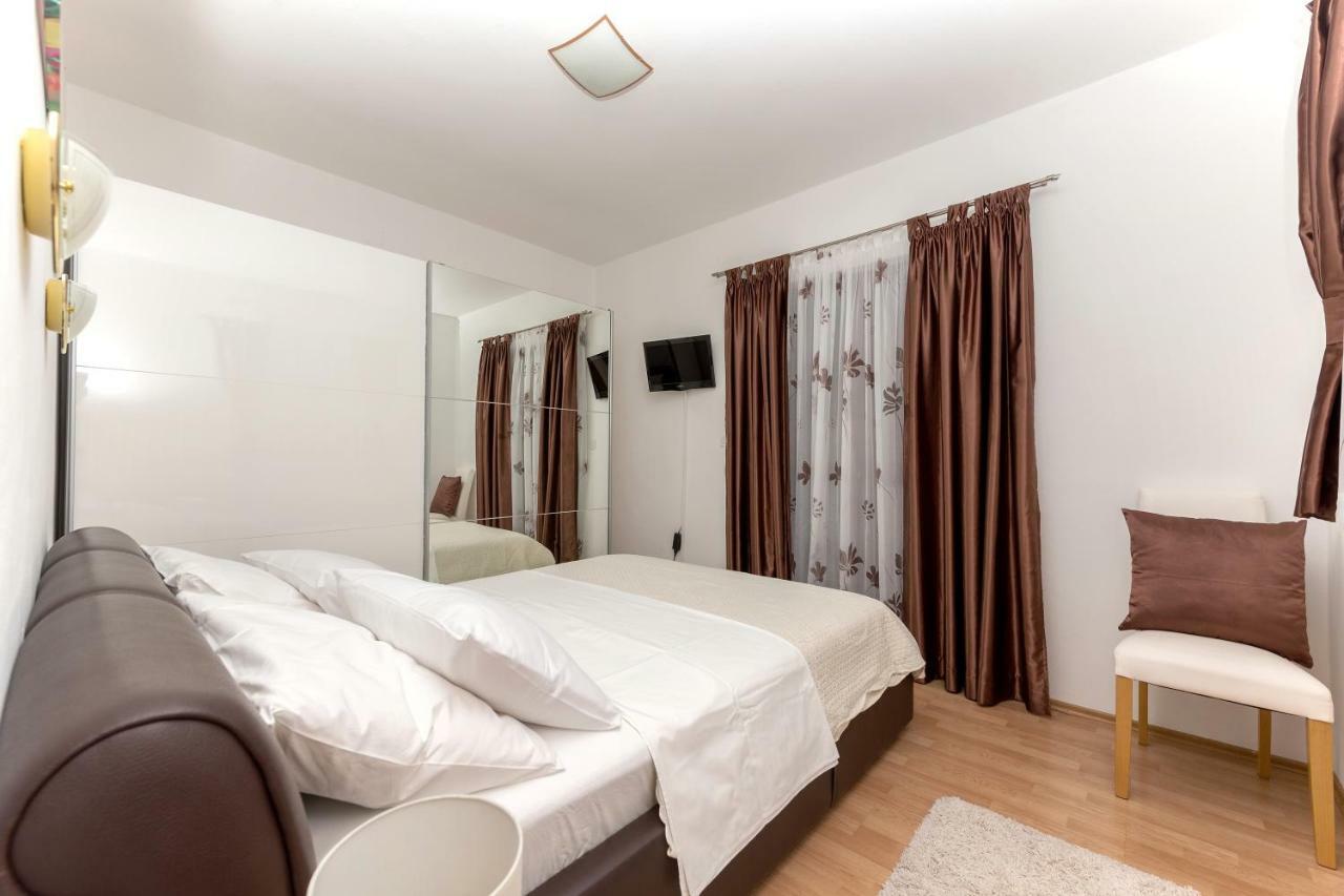 Apartmani Zara & Maris Gradac  Kültér fotó