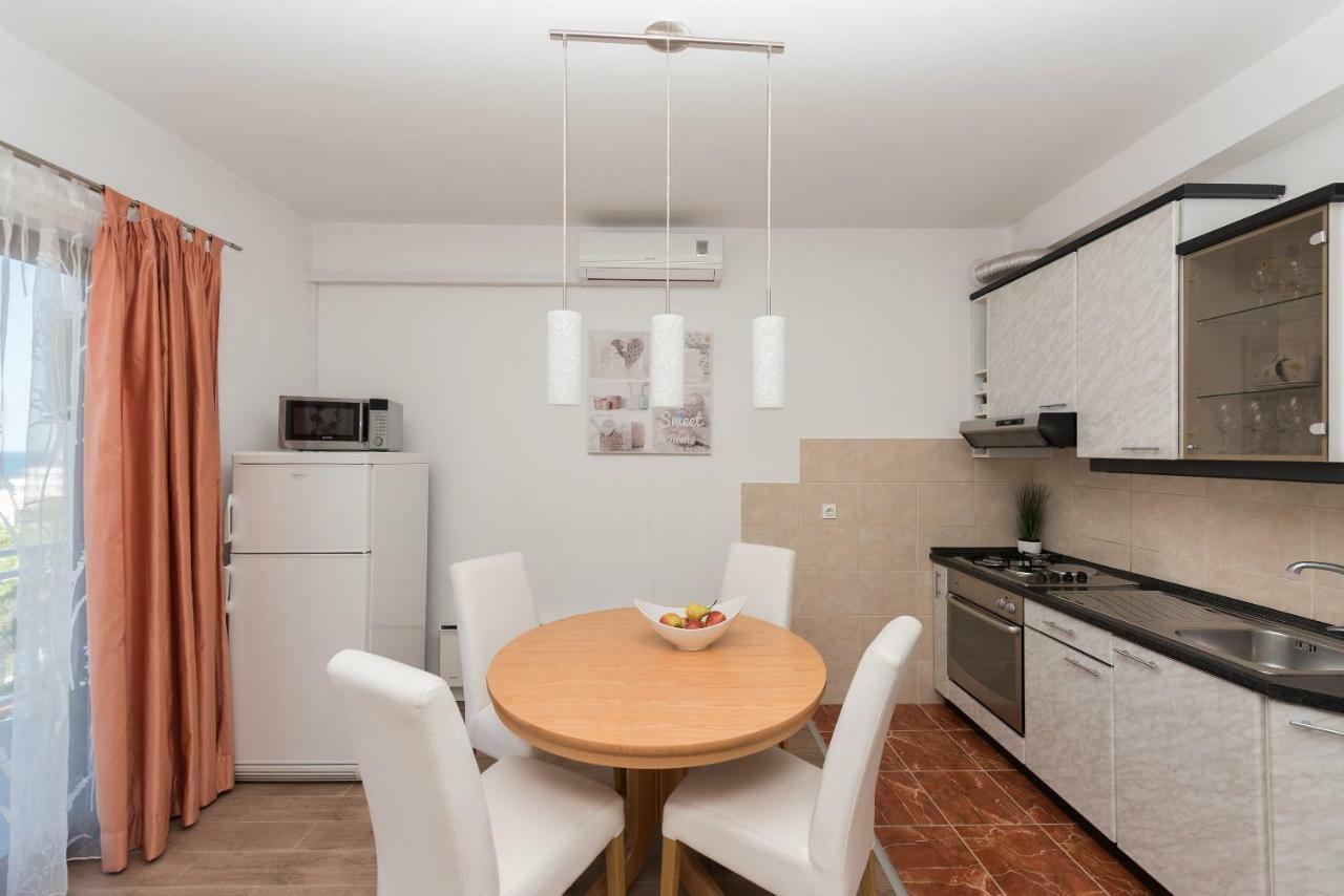 Apartmani Zara & Maris Gradac  Kültér fotó