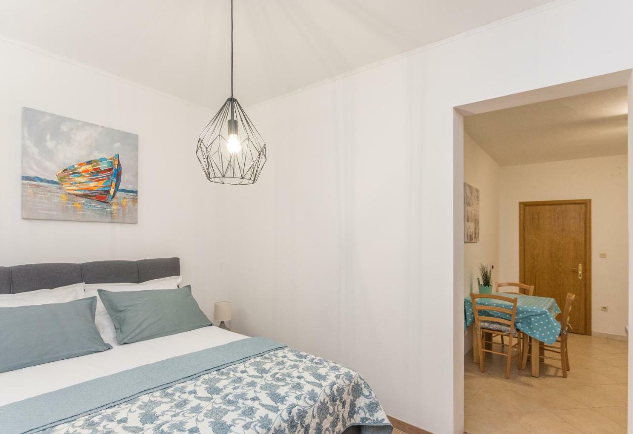Apartmani Zara & Maris Gradac  Kültér fotó