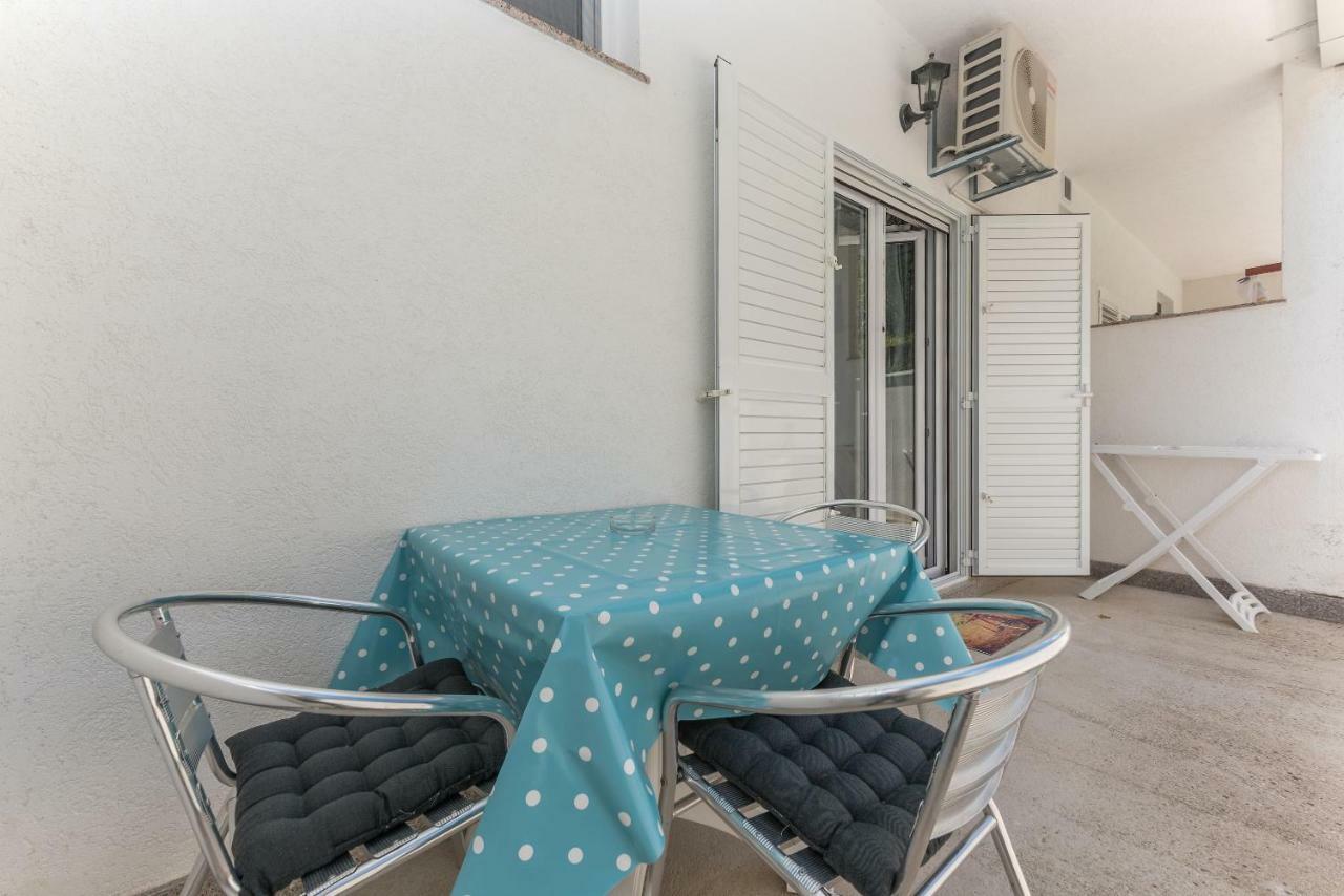 Apartmani Zara & Maris Gradac  Kültér fotó