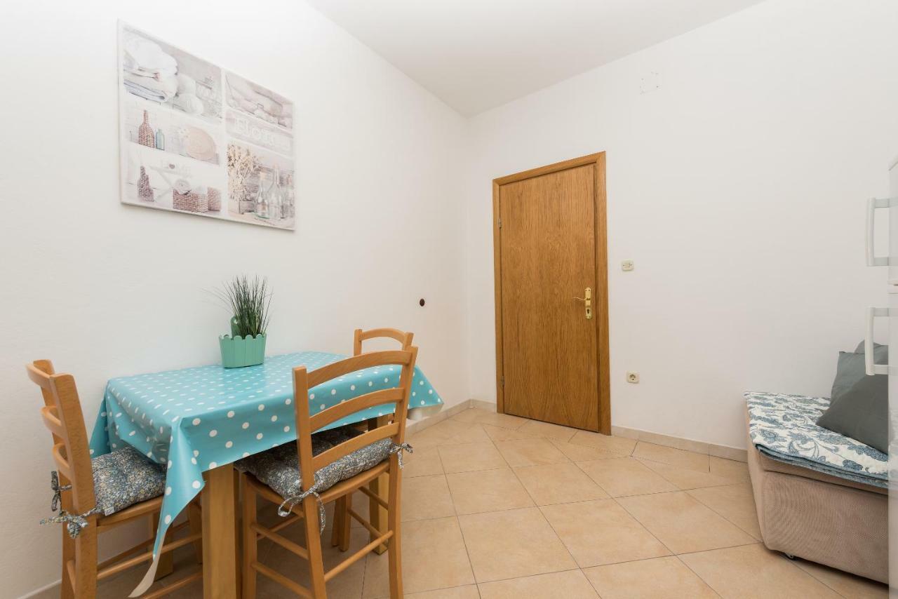 Apartmani Zara & Maris Gradac  Kültér fotó